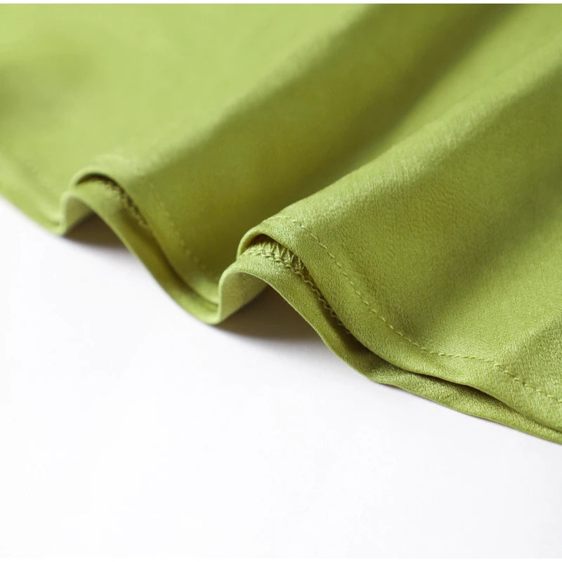 Robe satin dos nu élégante- parfaite pour des soirées &amp; événements