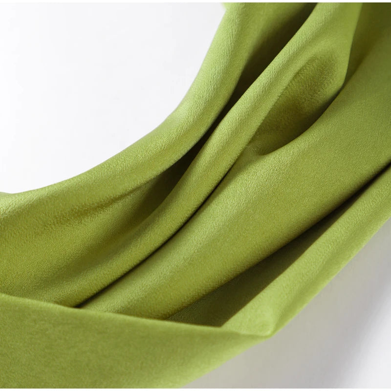 Robe satin dos nu élégante- parfaite pour des soirées &amp; événements